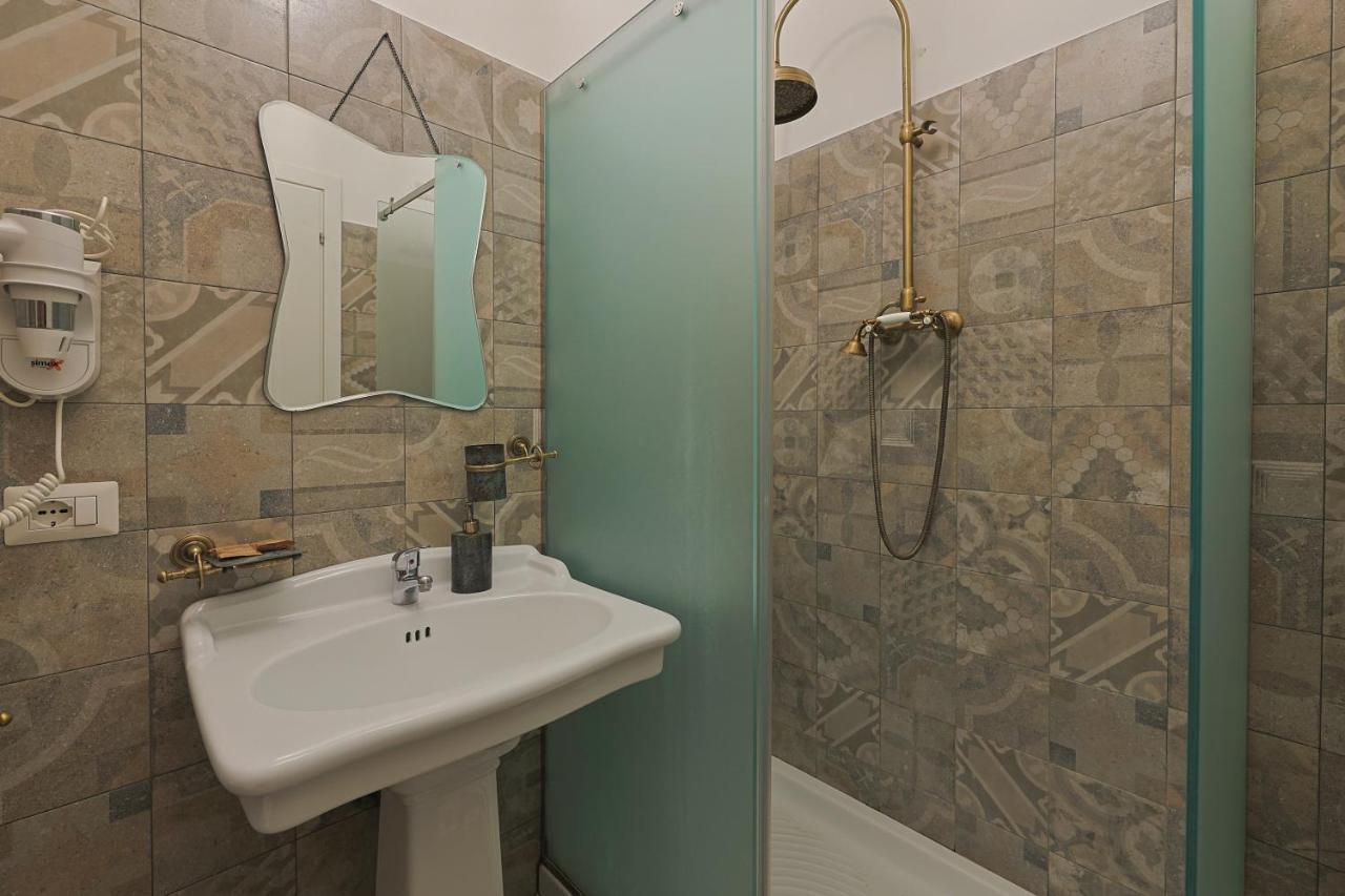 Art House Suites56 Via Del Babuino 56 Rzym Zewnętrze zdjęcie